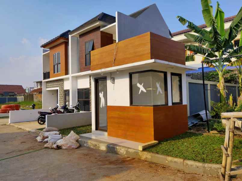 rumah ceyla town house jl