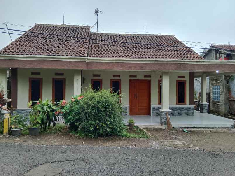 rumah daerah ciater subang jawa barat