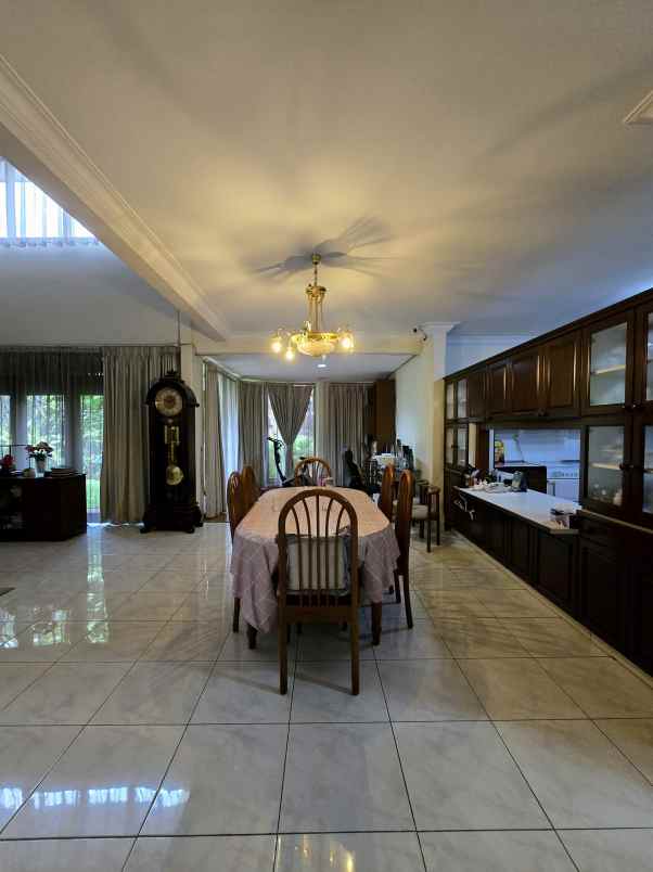 rumah dalam komplek nyaman di kayu putih jaktim