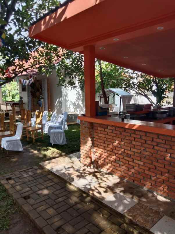 rumah dan gedung style belanda di daerah kencana bogor