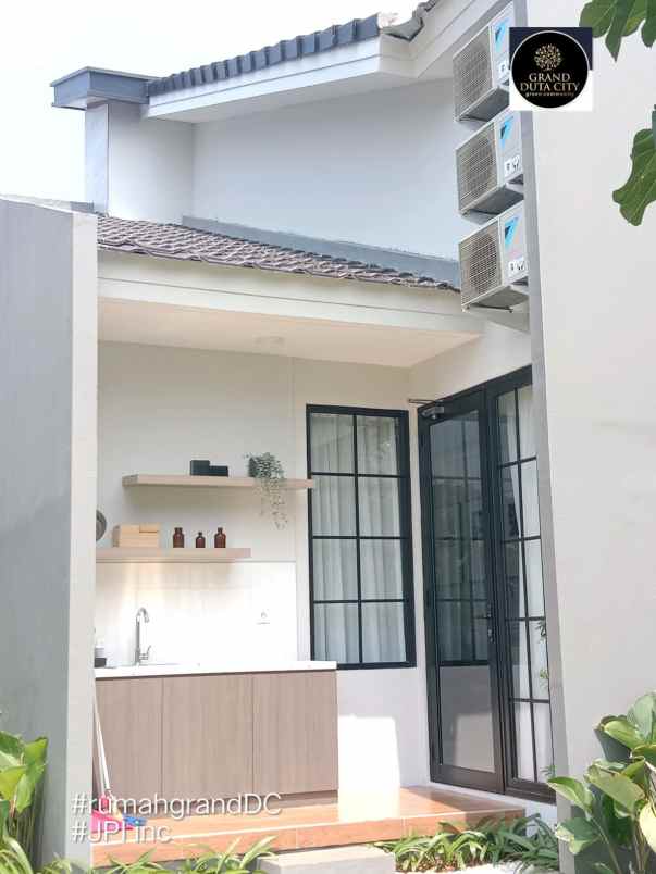 rumah dengan ceiling tinggi 6meter di babelan bekasi