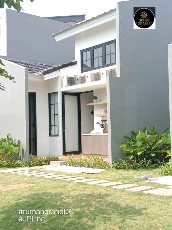 rumah dengan ceiling tinggi 6meter di babelan bekasi