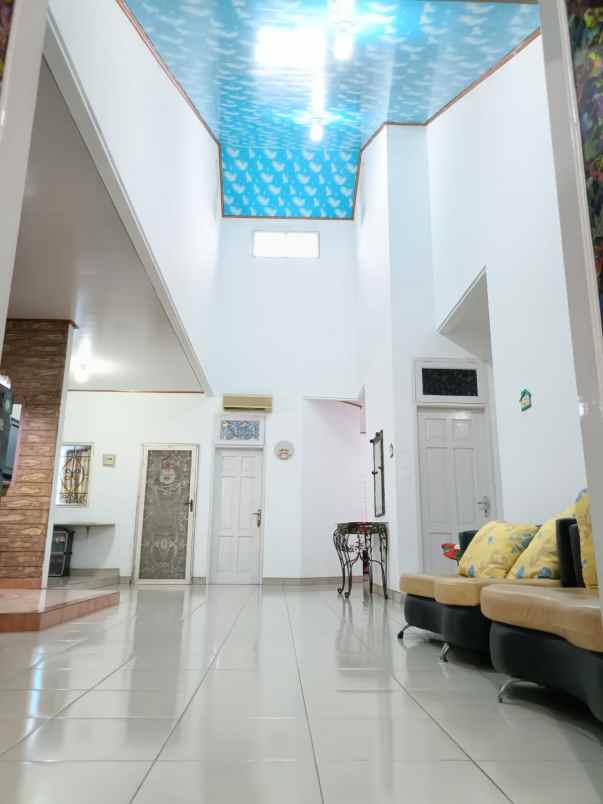 rumah di villa galaxy jakasetia bekasi selatan