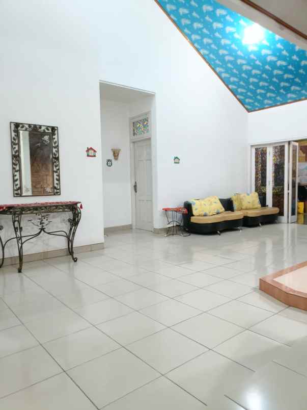 rumah di villa galaxy jakasetia bekasi selatan