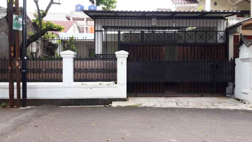 rumah dijual di lebak bulus cilandak jakarta selatan