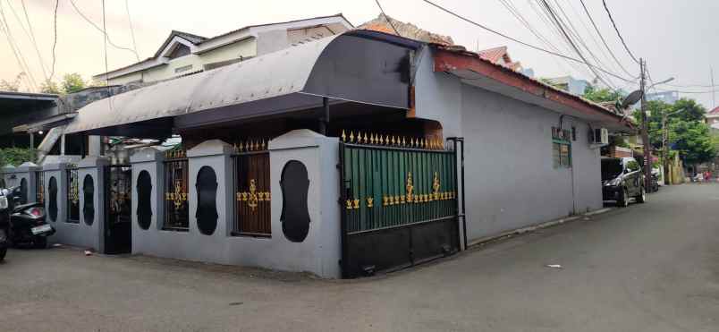 rumah dijual siap huni dekat slipi plaza jakarta barat