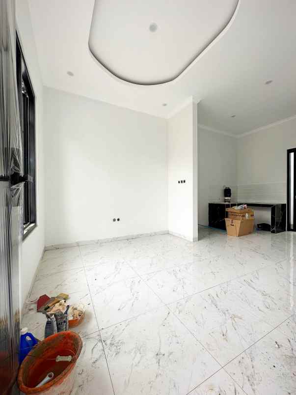 rumah dua lantai cluster cilangkap jakarta timur