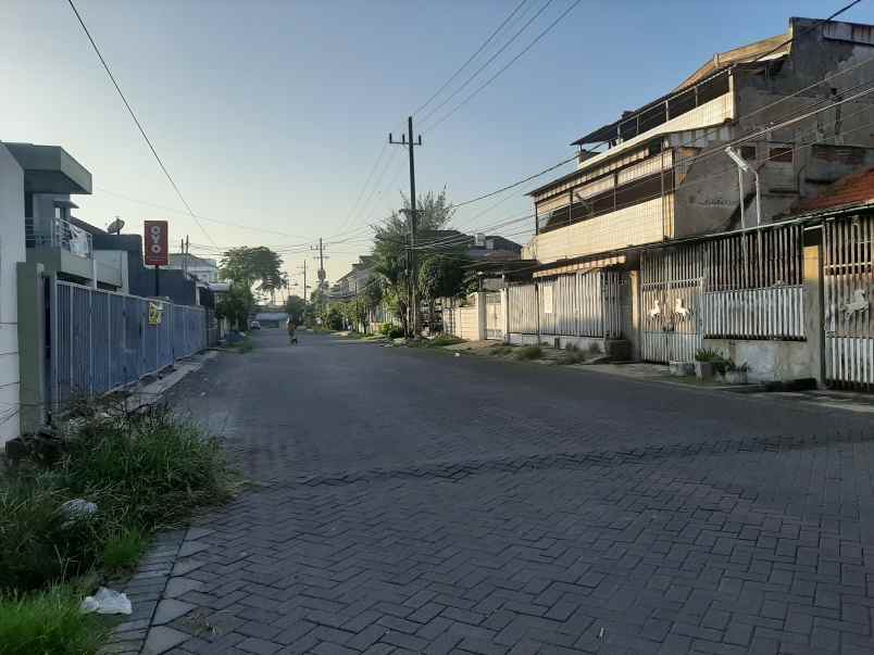 rumah dukuh kupang barat