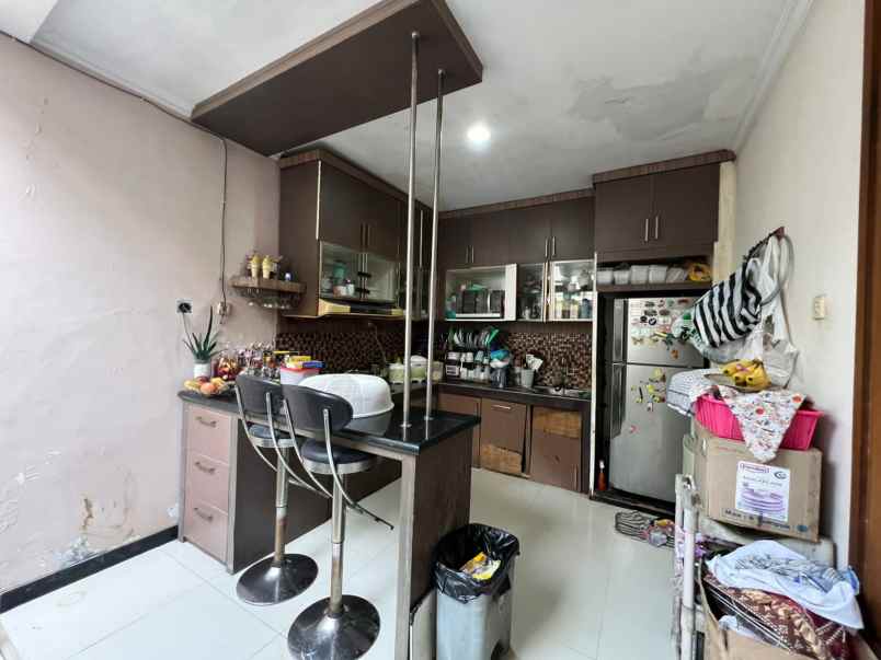 rumah graha estetika banyumanik semarang