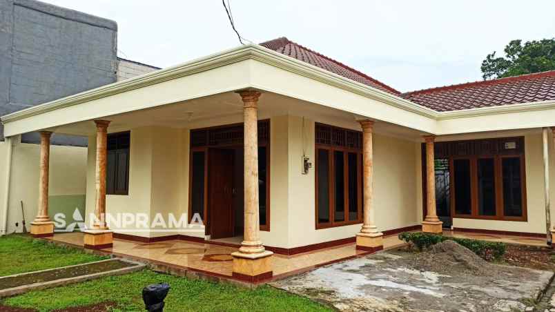 rumah jl caringin rangakapan jaya