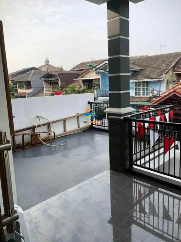 rumah jl pondok kelapa raya