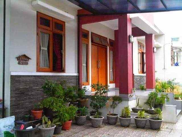 rumah jl utama sakti 5 rt 01 rw