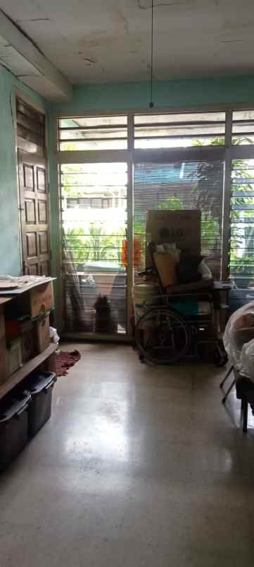 rumah kawasan strategis di tenggilis mejoyo