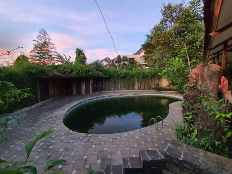 rumah kemang selatan