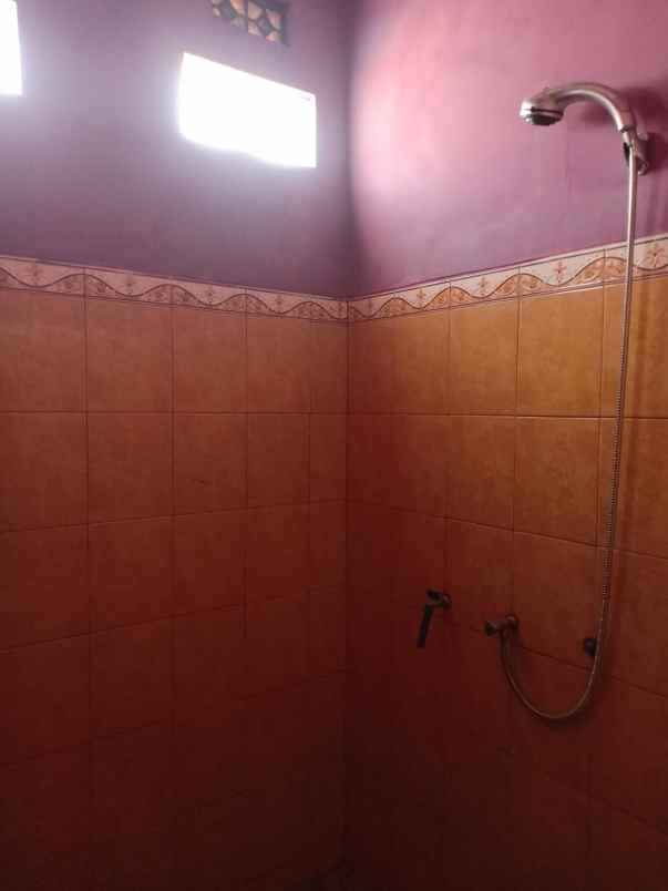 rumah komplek sariwangi selatan one gate system