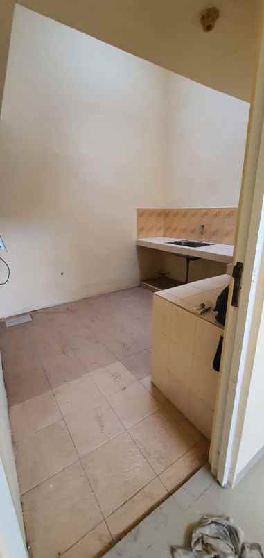 rumah krukah ngagel bratang lebar 10 minim 2 thn