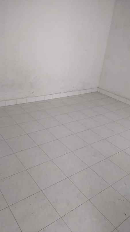 rumah lebak ploso kenjeran surabaya row 2 mobil