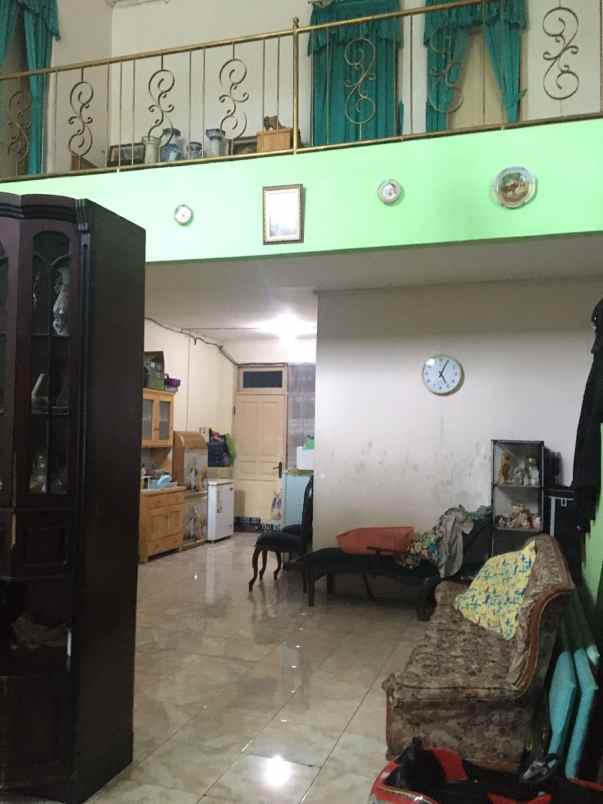 rumah megah mewah di komplek pondok bambu duren sawit