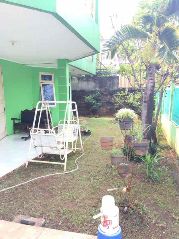 rumah megah mewah di komplek pondok bambu duren sawit