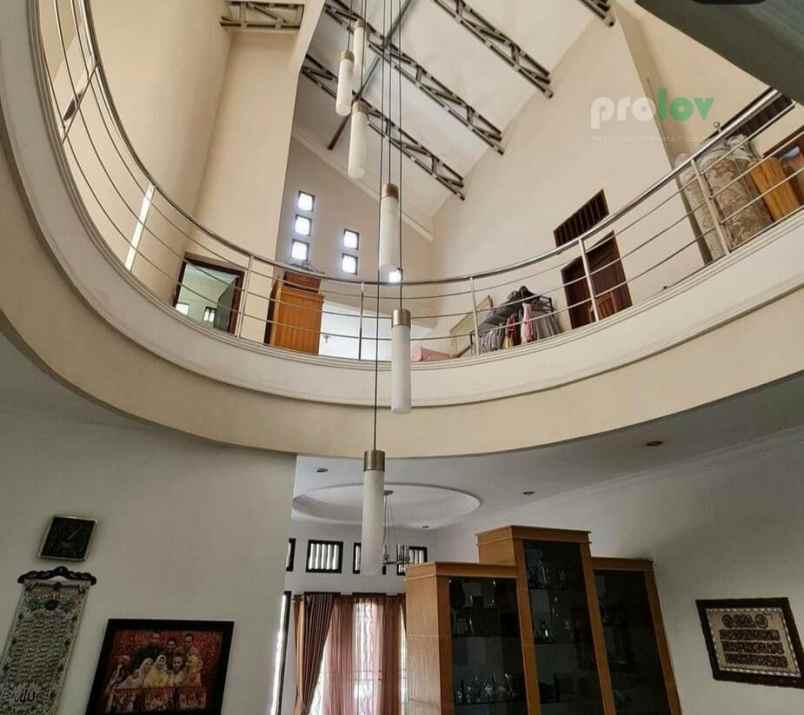 rumah mewah di puri tirta kencana asri ahmad yani