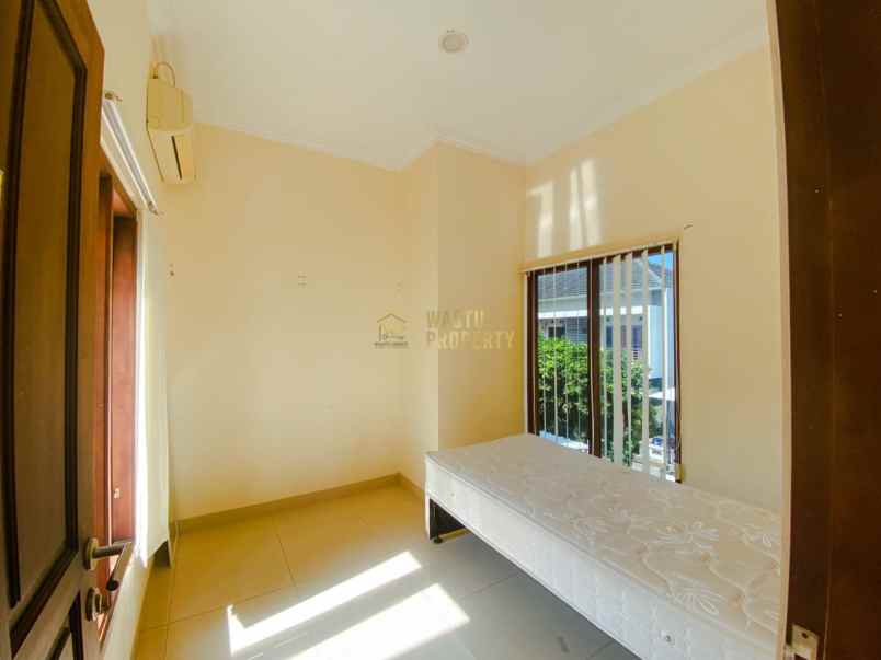 rumah mewah lokasi premium di babarsari