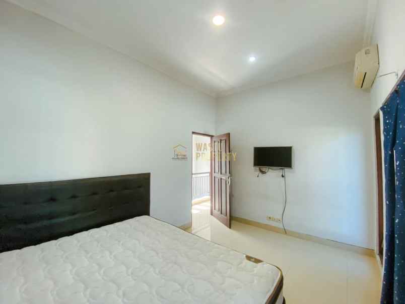 rumah mewah lokasi premium di babarsari