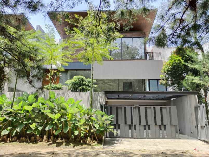 rumah mewah sentul city dekat akses tol