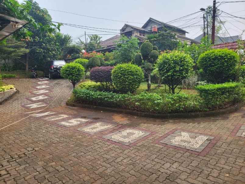 rumah mewah srengseng sawah jakarta selatan