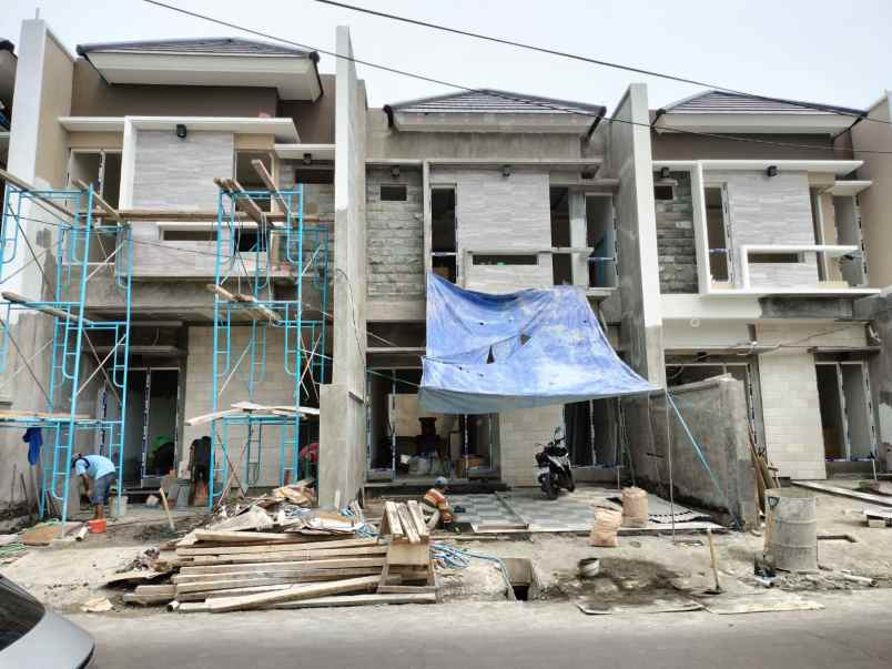 rumah minimalis fullrenov di kertajaya indah regency