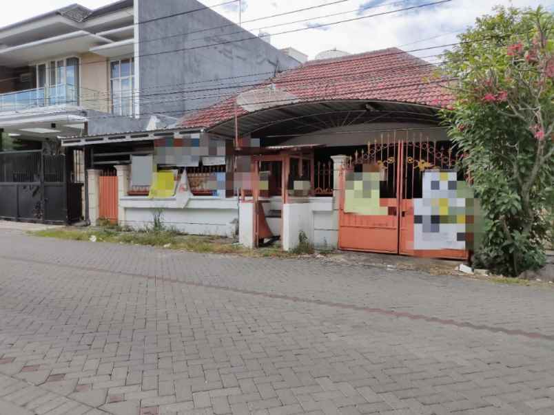 rumah minimalis siap huni di sutorejo lokasi strategis