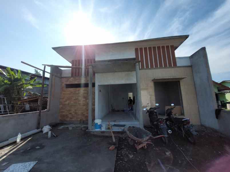 rumah modern cantik dekat pasar gamping di bantul