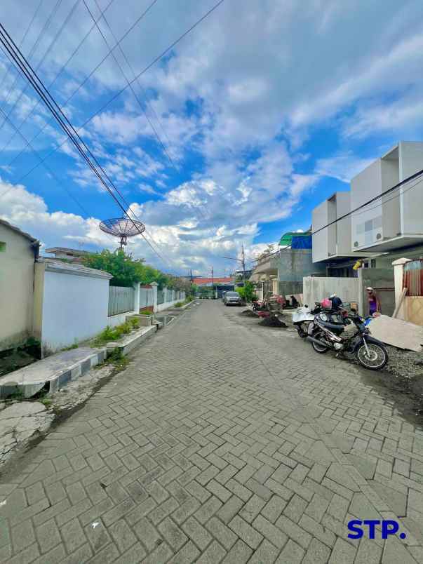 rumah modern di mojoarum dharmahusada new furnished