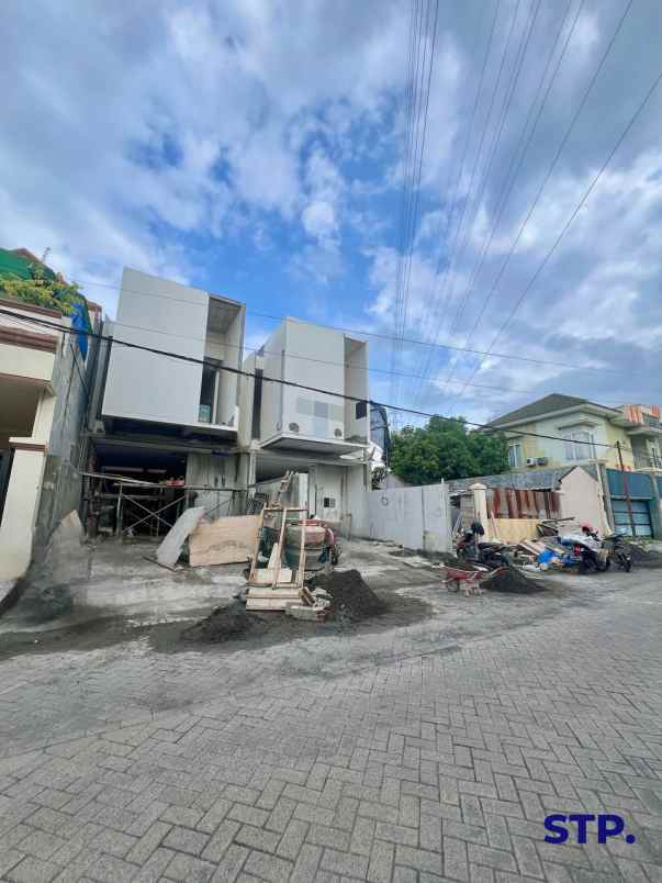 rumah modern di mojoarum dharmahusada new furnished