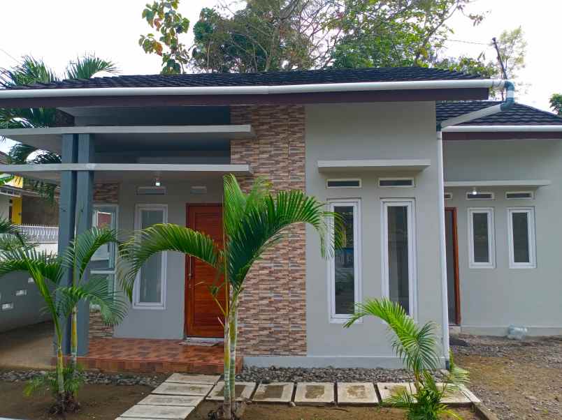 rumah murah modern hanya 11 menit ke kampus umy