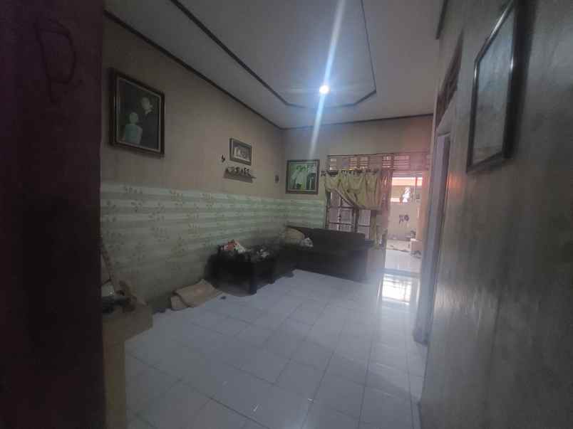 rumah nempel kawasan serpong