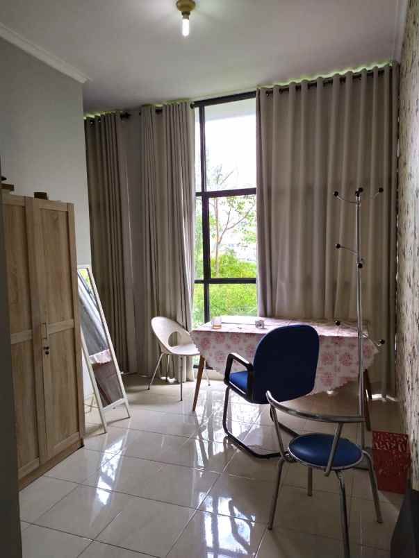 rumah sariwangi row jalan besar full furnished