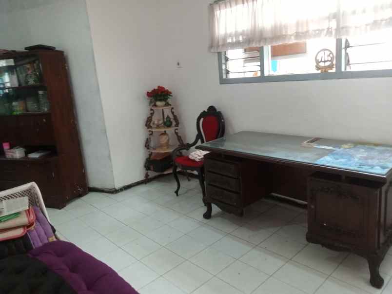 rumah seken siap huni