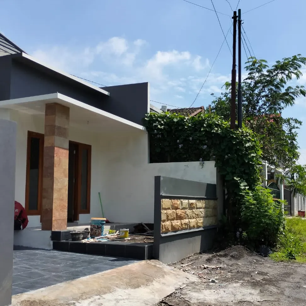 rumah siap huni 3 kamar di jl kaliurang km 12 5