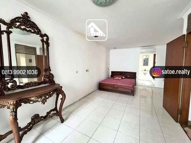 rumah siap huni dekat area kramat pela kebayoran baru
