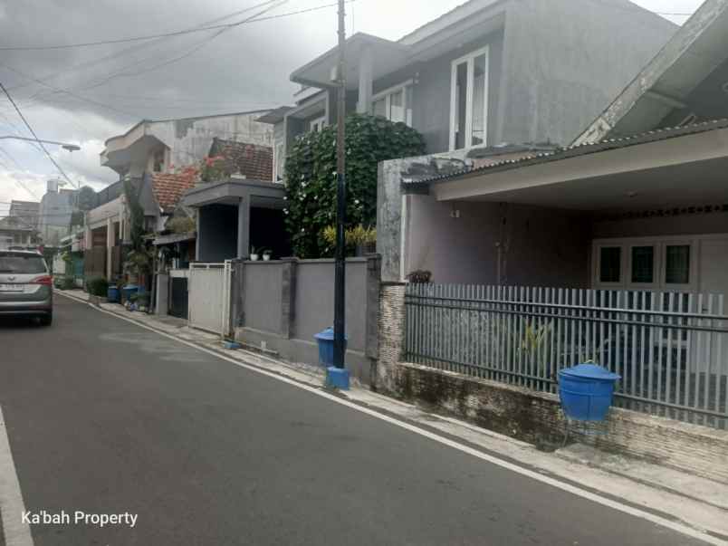 rumah siap huni dekat rumah sakit lavalette malang