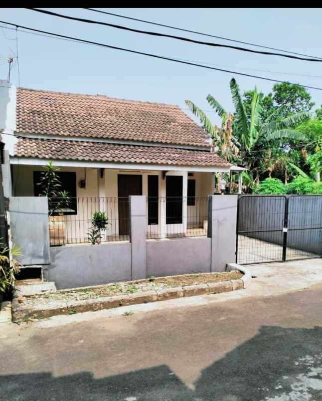 rumah siap huni di perum nirwana estate cibinong bogor