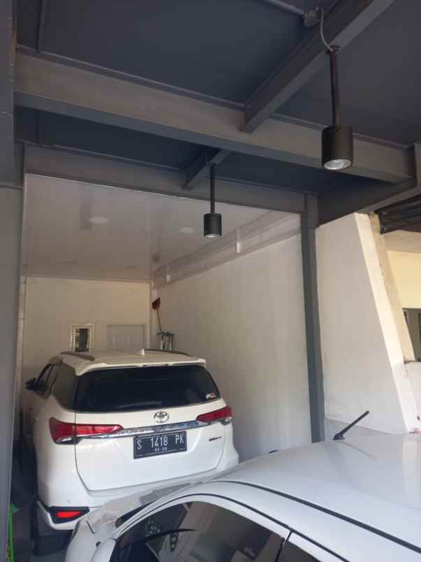 rumah siap huni kawasan elite one gate kota mojokerto