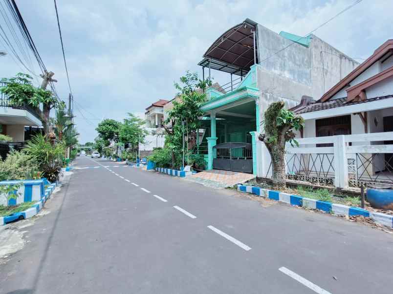 rumah siap huni lokasi strategis di sawojajar