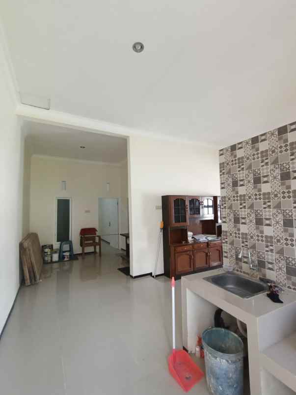 rumah siap huni posisi hook di karangploso