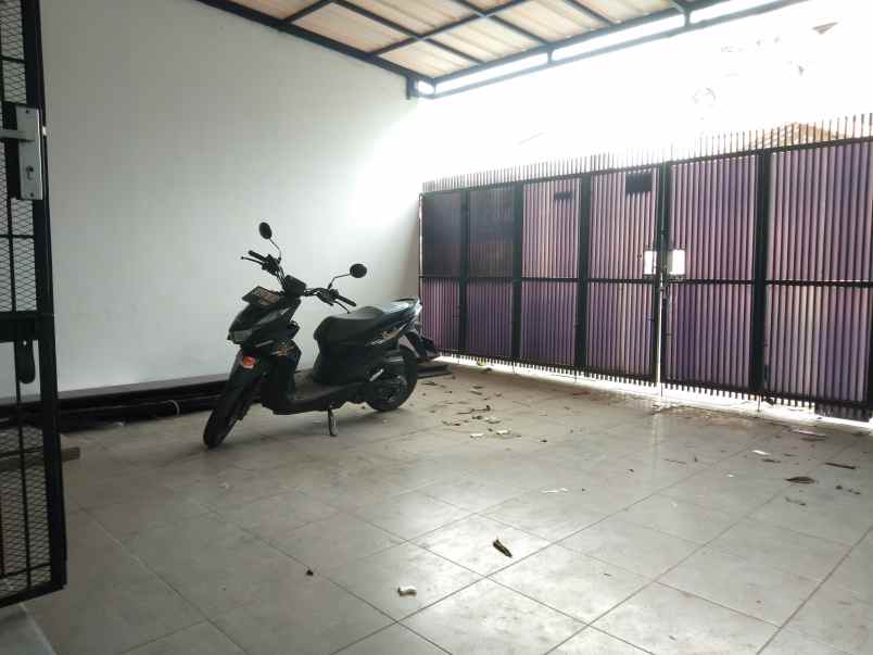 rumah siap huni strategis dekat pasteur setra duta