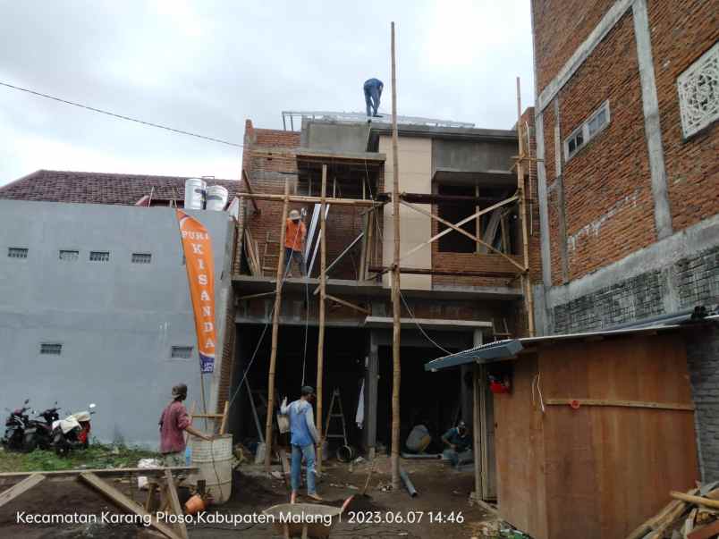 rumah termurah 2 lantai karangploso malang