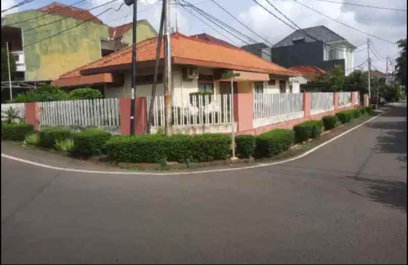 rumah wah harga asoy di komplek kavling al duren sawit