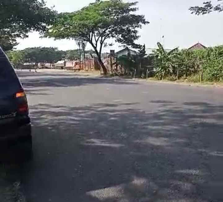 sebidang tanah nol jalan provinsi lokasi minohorejo