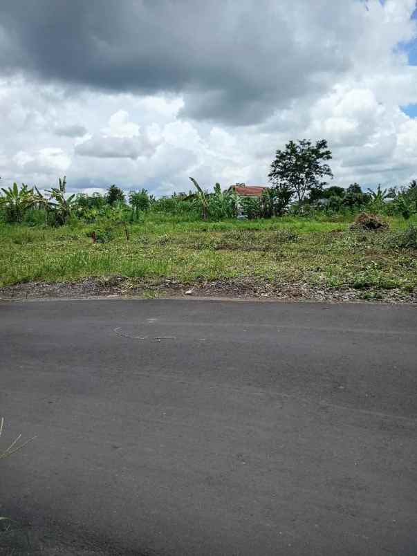 tanah jogja 2 menit sd bias kaliurang shm pekarangan