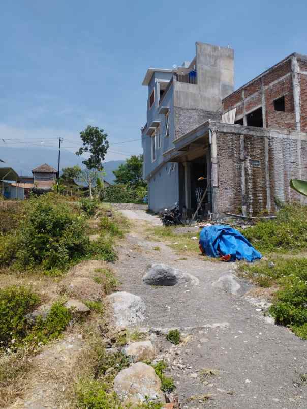 tanah pedesaan trawas view persawahan dan pegunungan